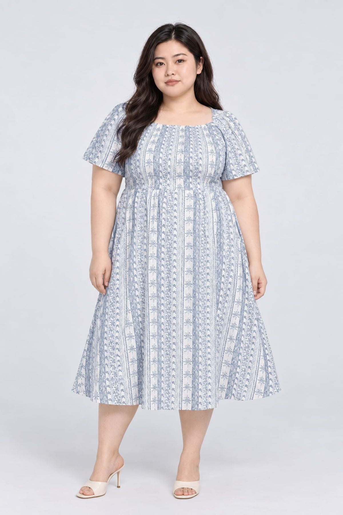TE+ : Sora Dress in Willow Porcelain