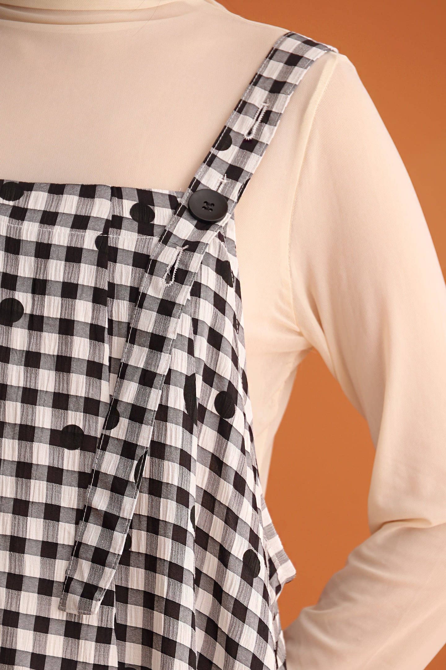 CHOSEN - The Stand Out Pinafore Dress