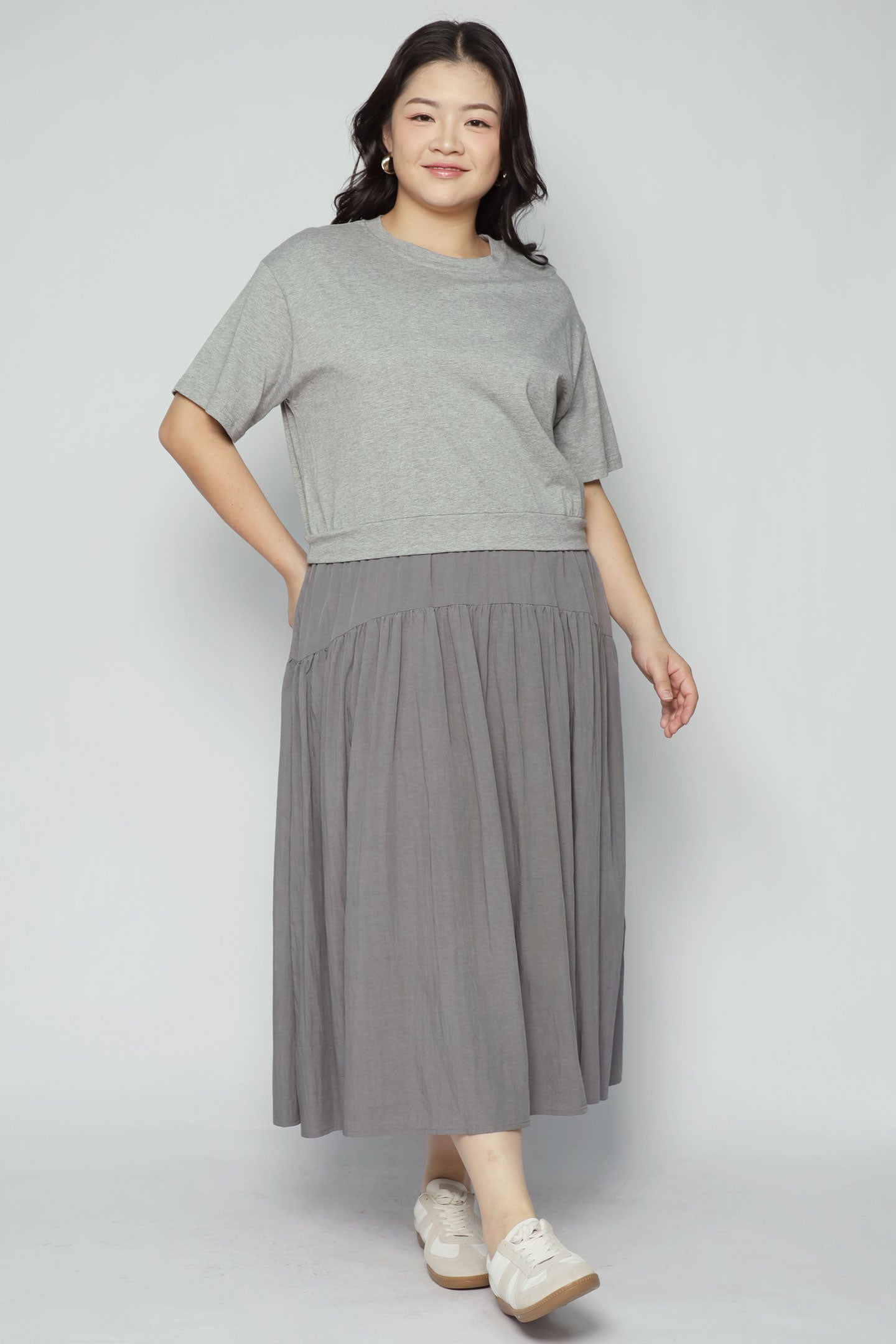 Tikkie Dress in Grey