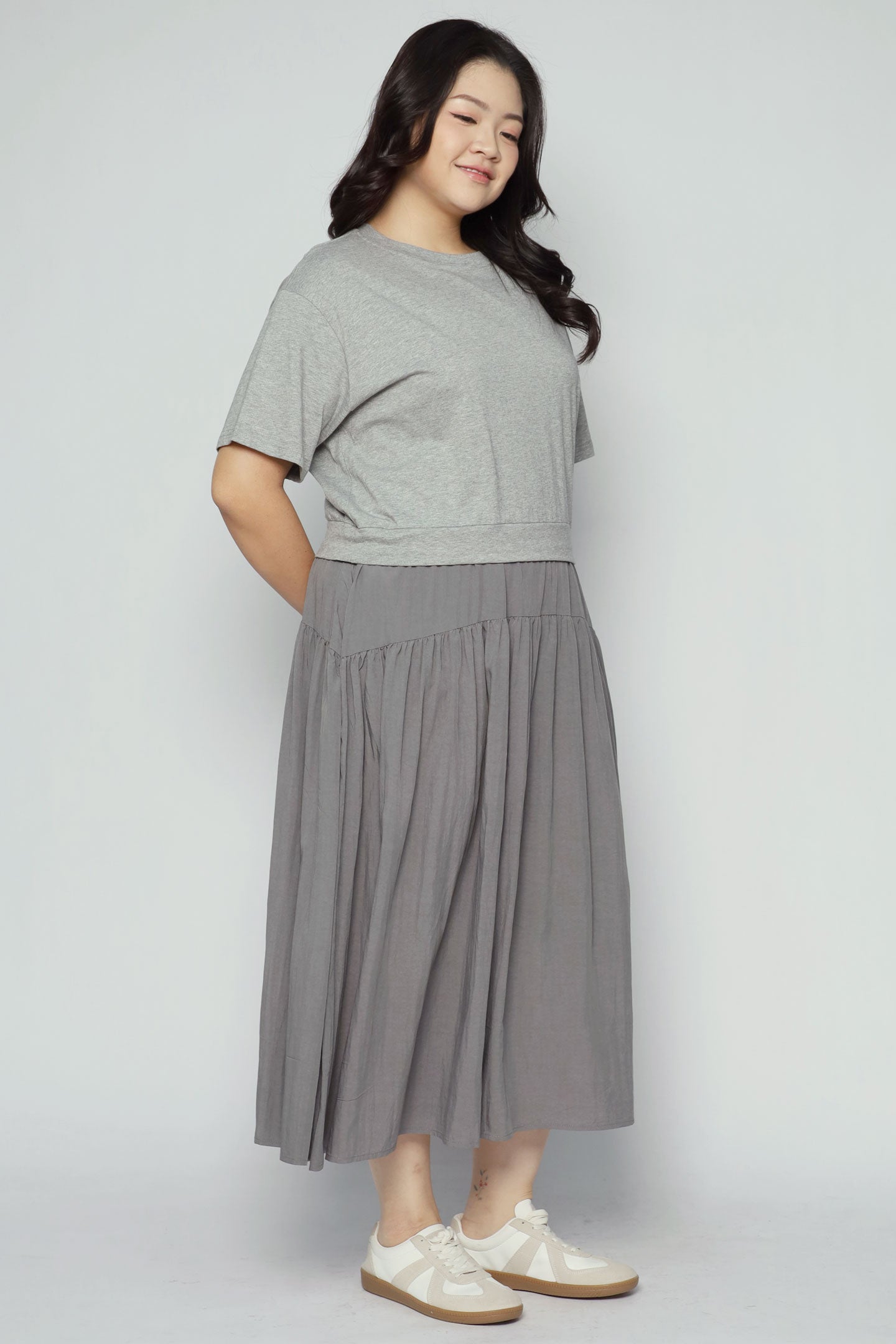 Tikkie Dress in Grey
