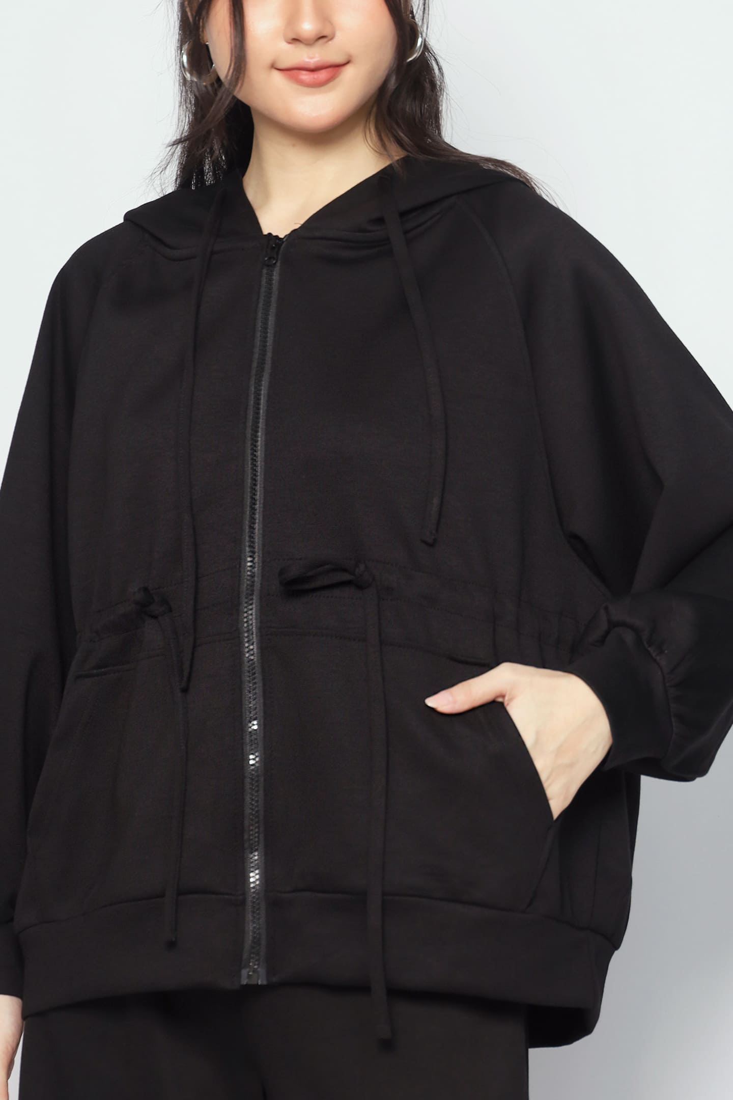 JOY - Traveller Hoodie in Black