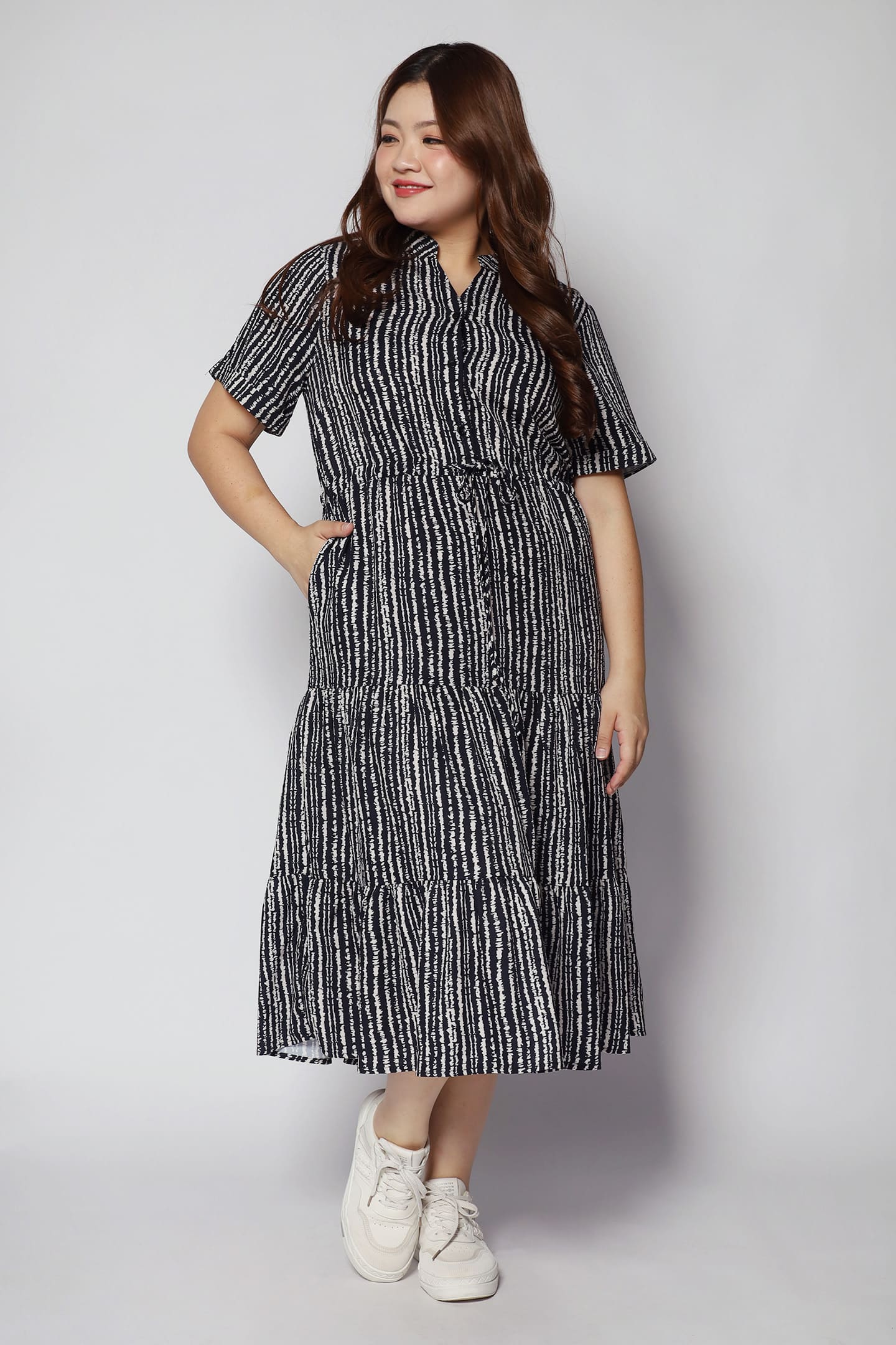 Vedette Dress in Lines