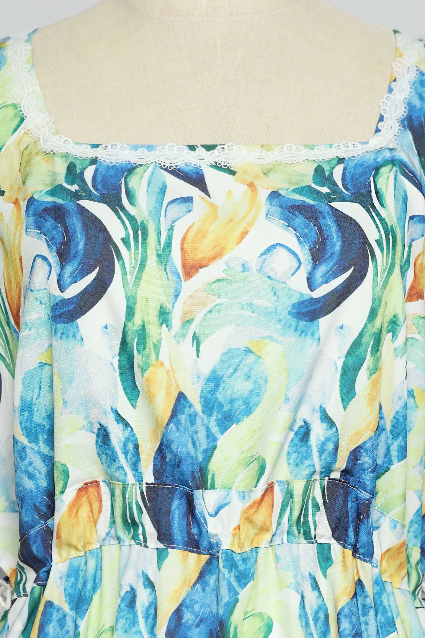 PO - Victoria Dress in Emerald Bloom