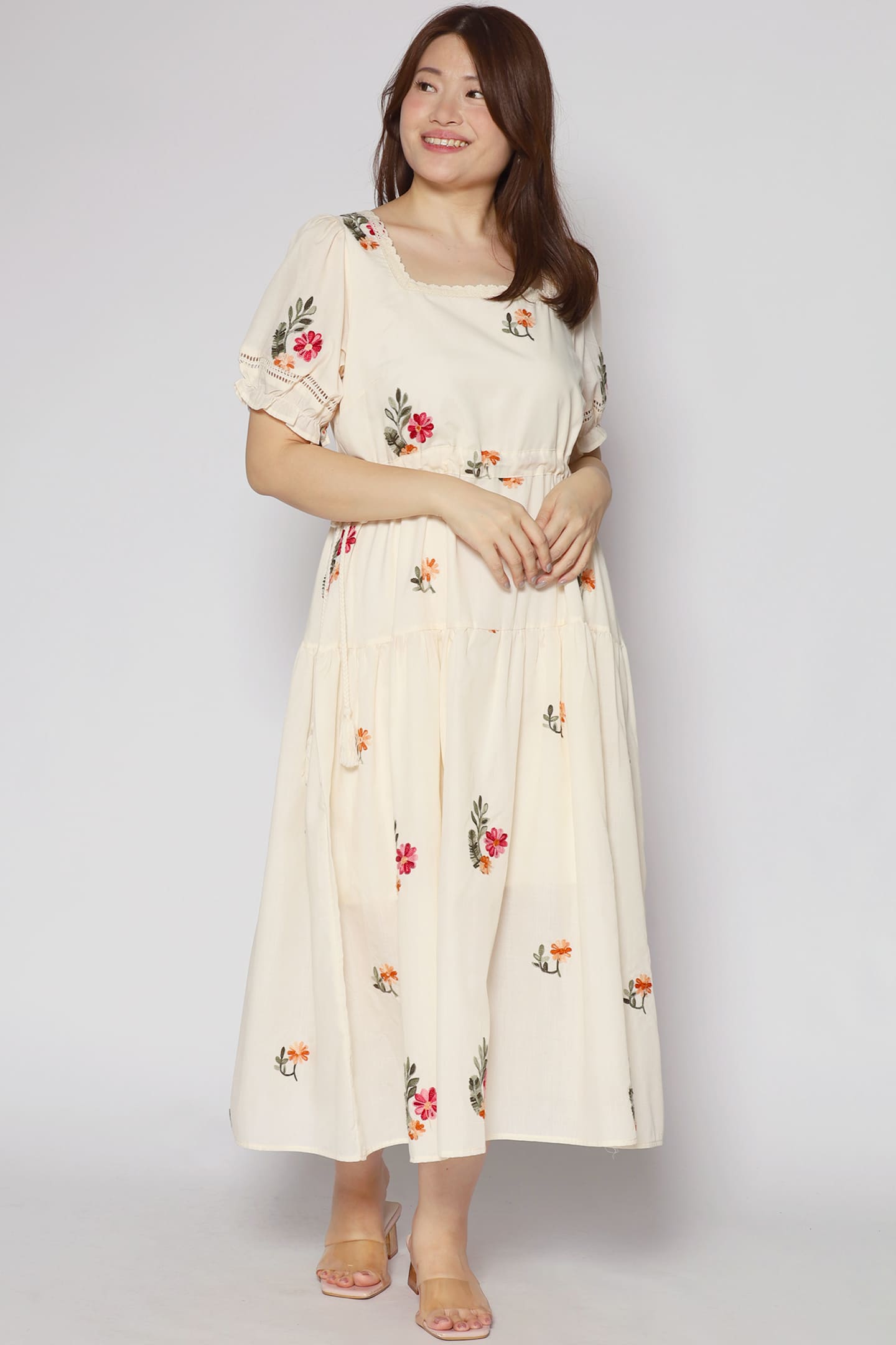 Victoria Dress in Floral Embroidery