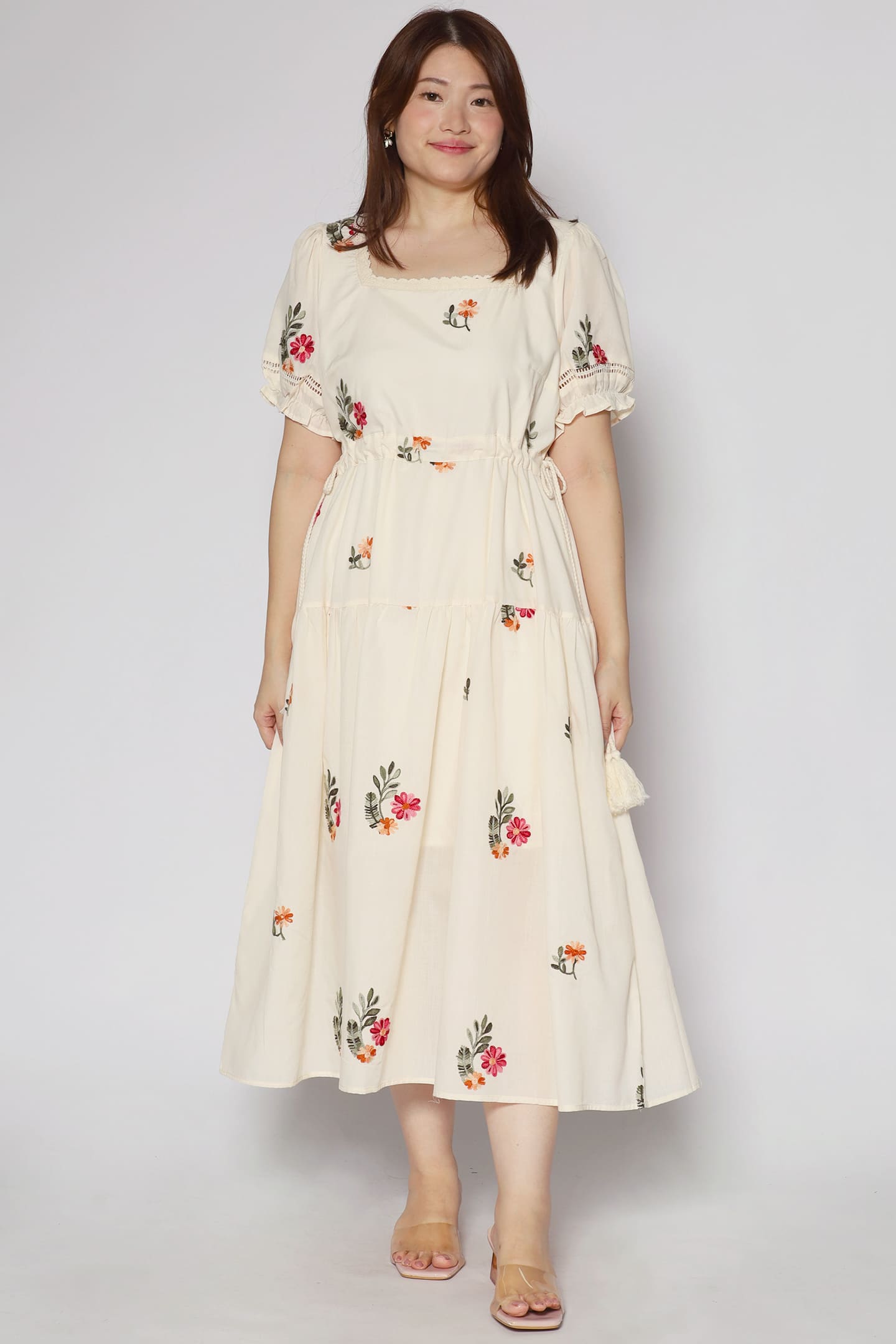 Victoria Dress in Floral Embroidery