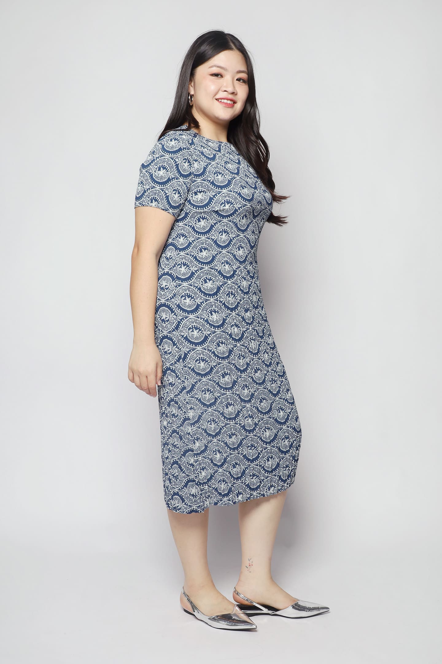 Voon Pleated Dress in Blue Paisley