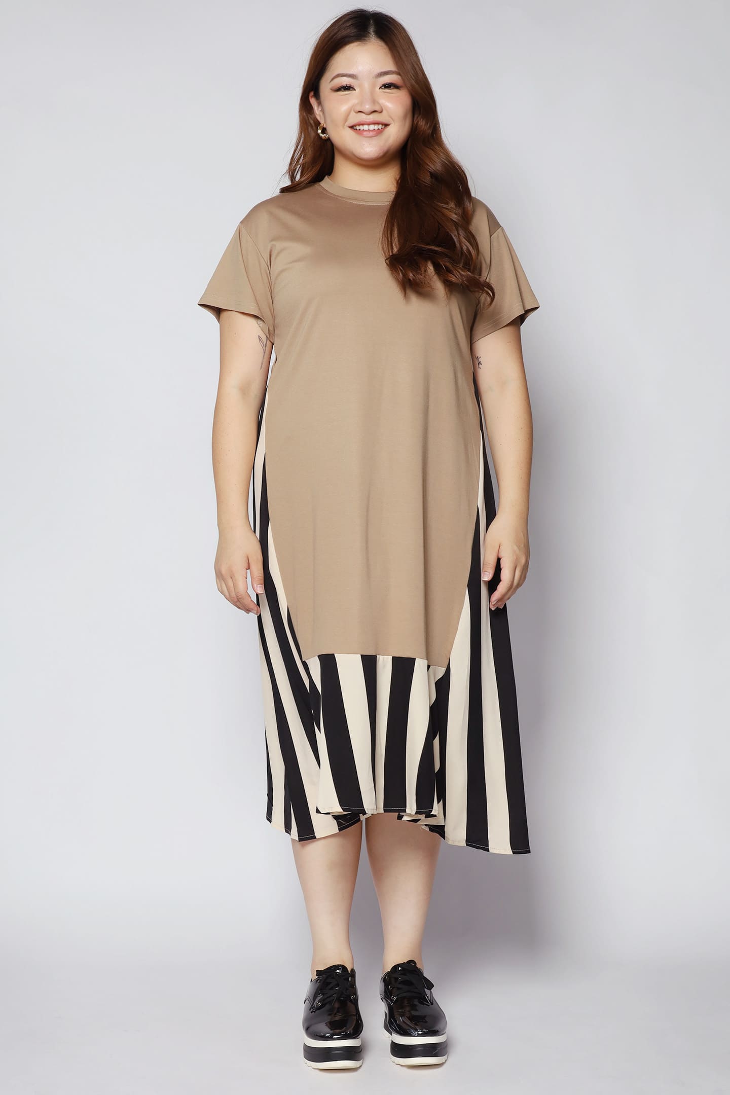 Wendy Stripes Dress in Khaki