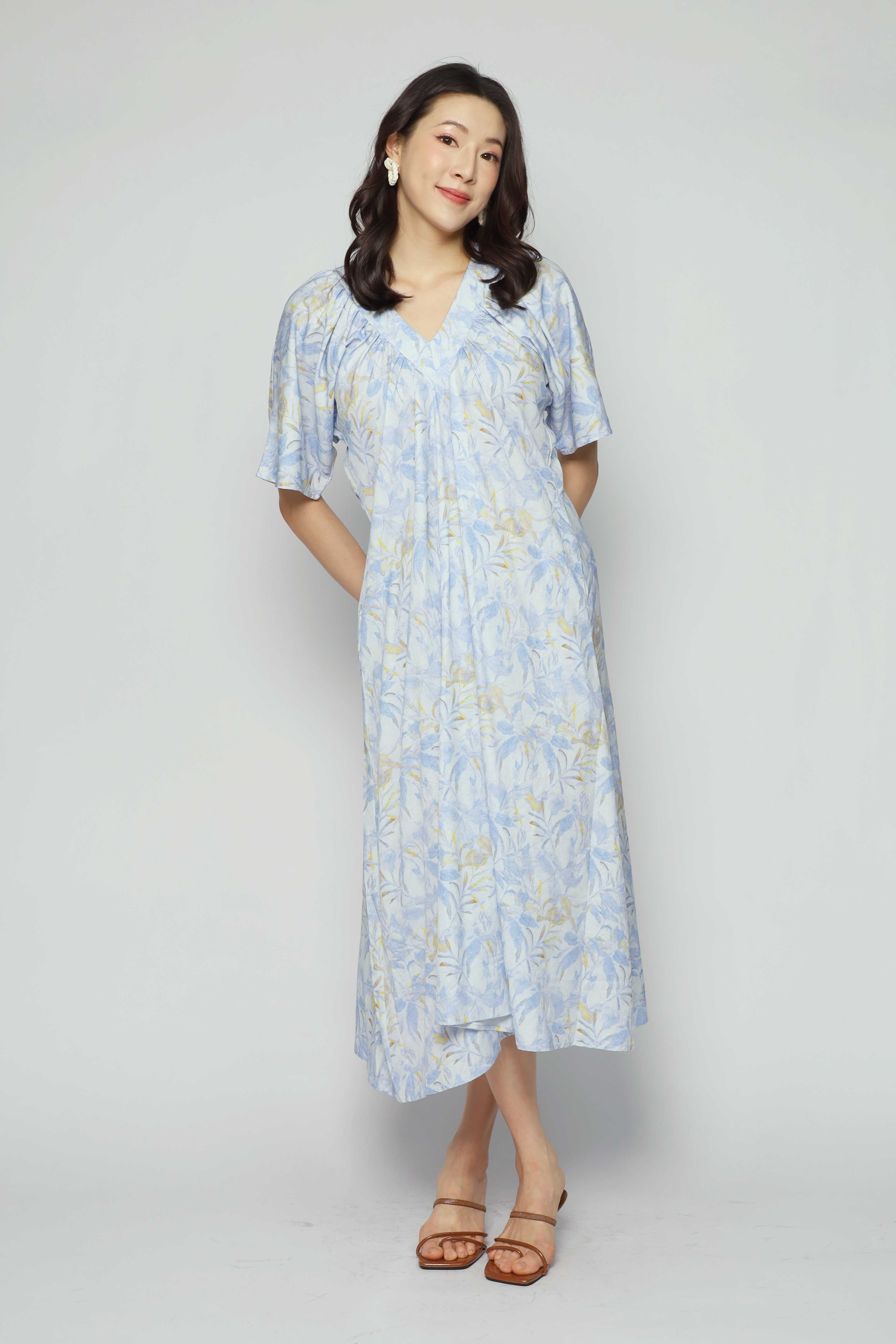 Whitney V Dress in Blue Floret