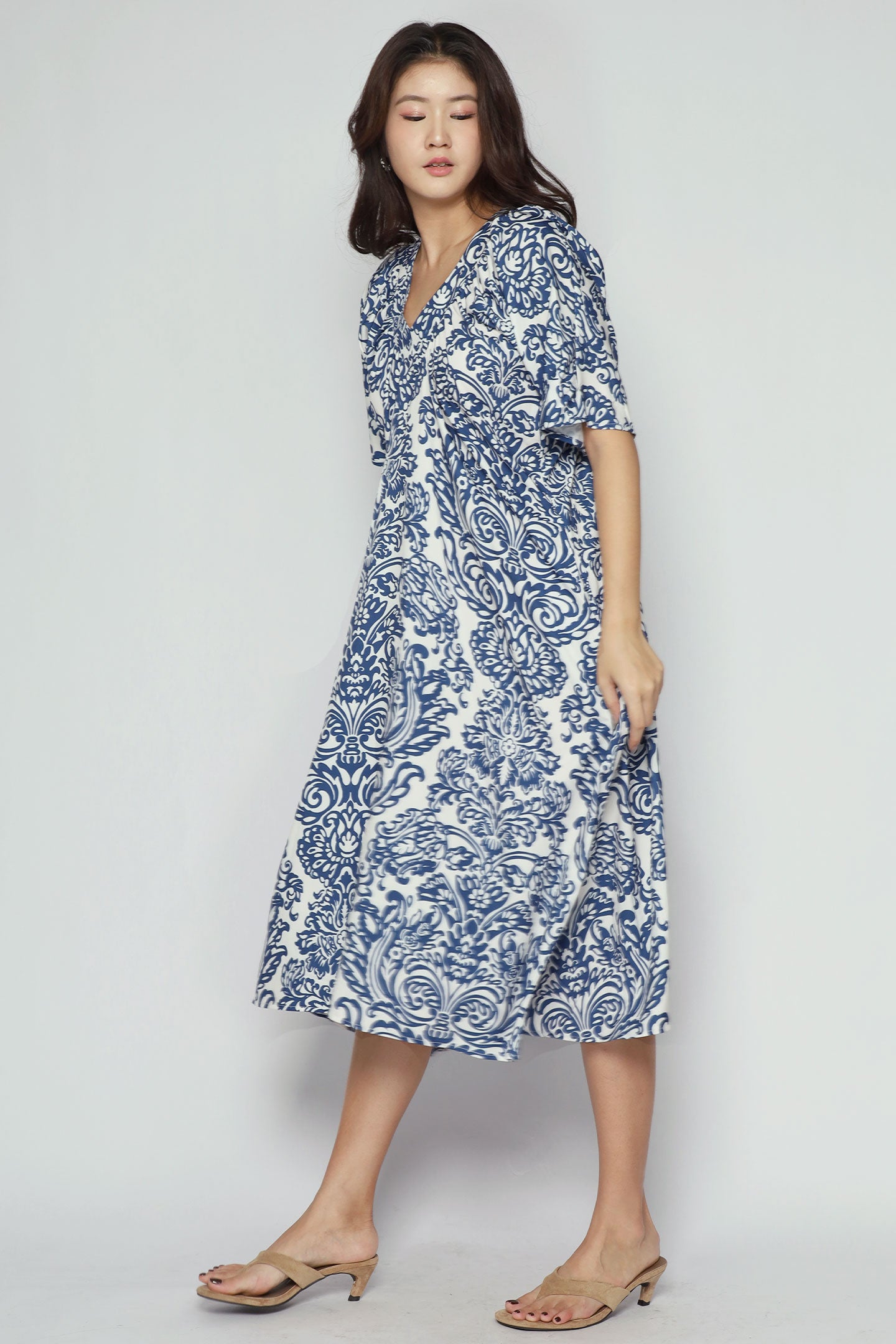 Whitney V Dress in Bluelit Blooms