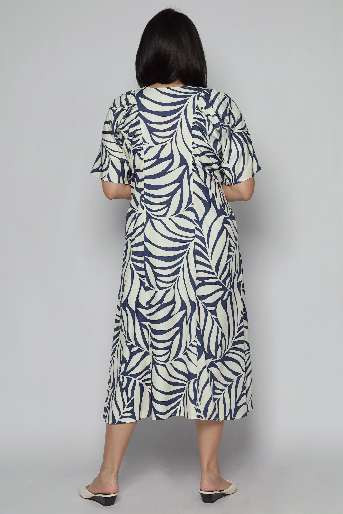 Whitney V Dress in Botanique Fern