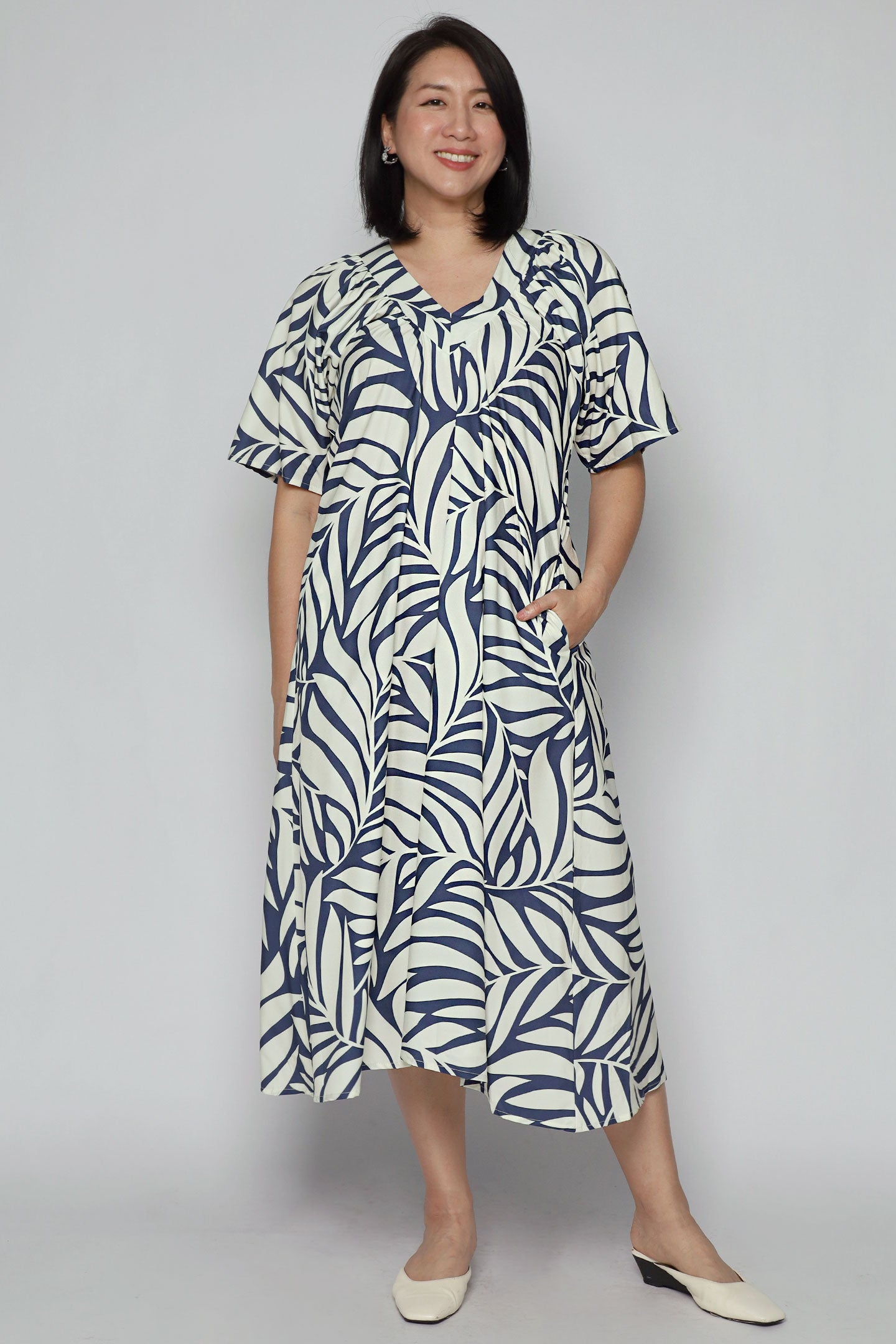 Whitney V Dress in Botanique Fern
