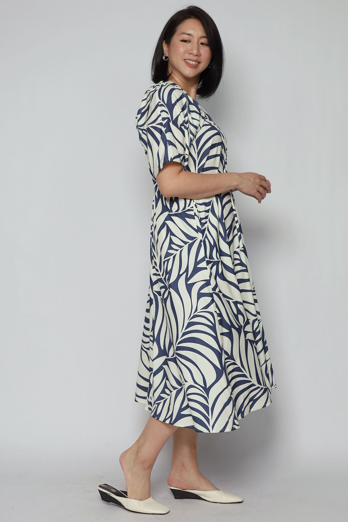 Whitney V Dress in Botanique Fern
