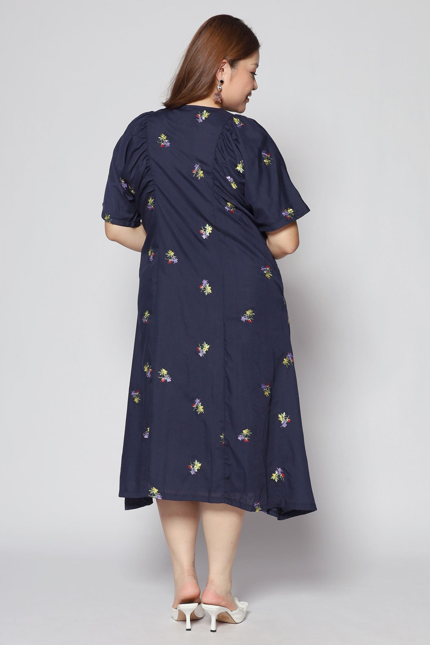 Whitney V Dress in Holly Embroidery