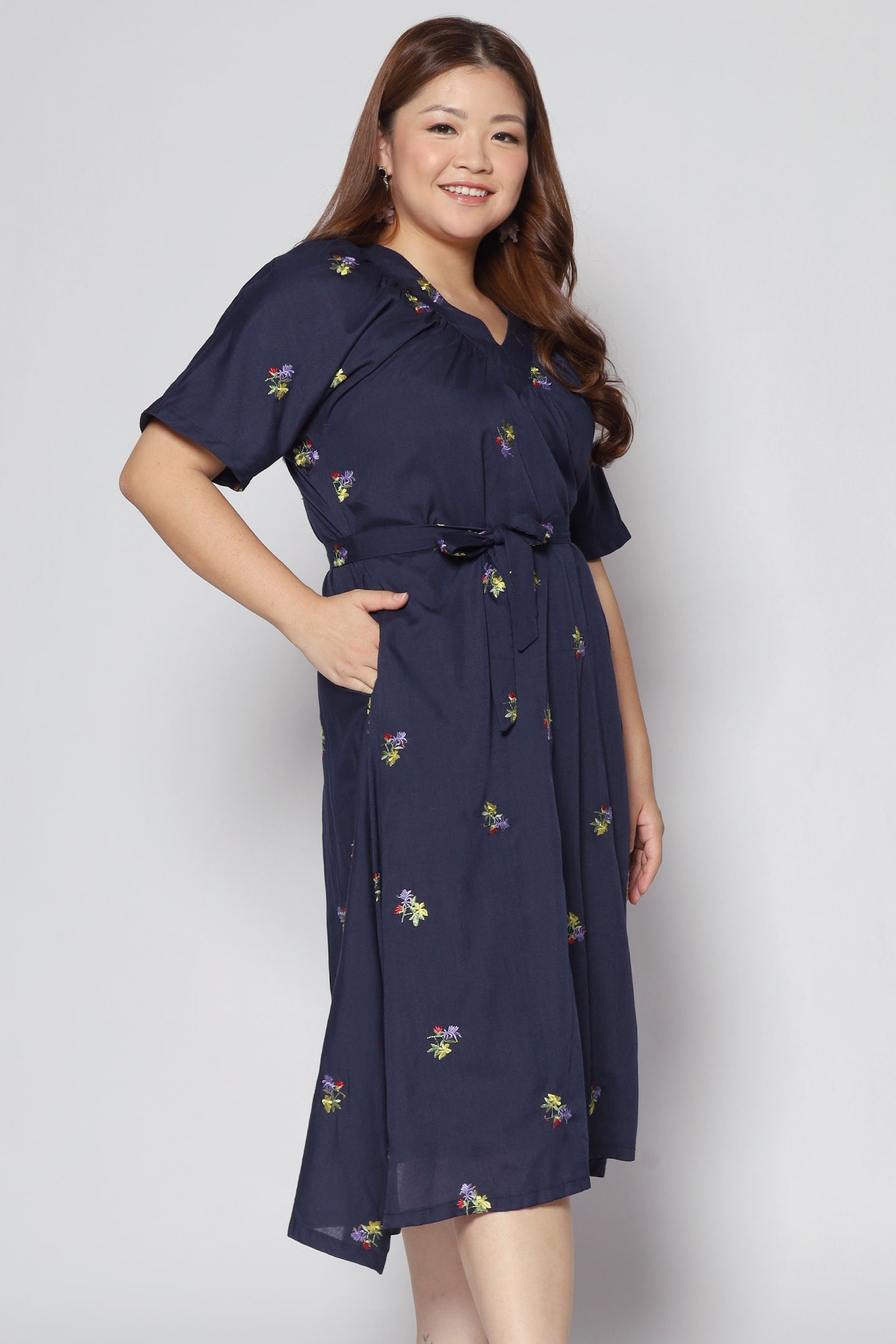 Whitney V Dress in Holly Embroidery