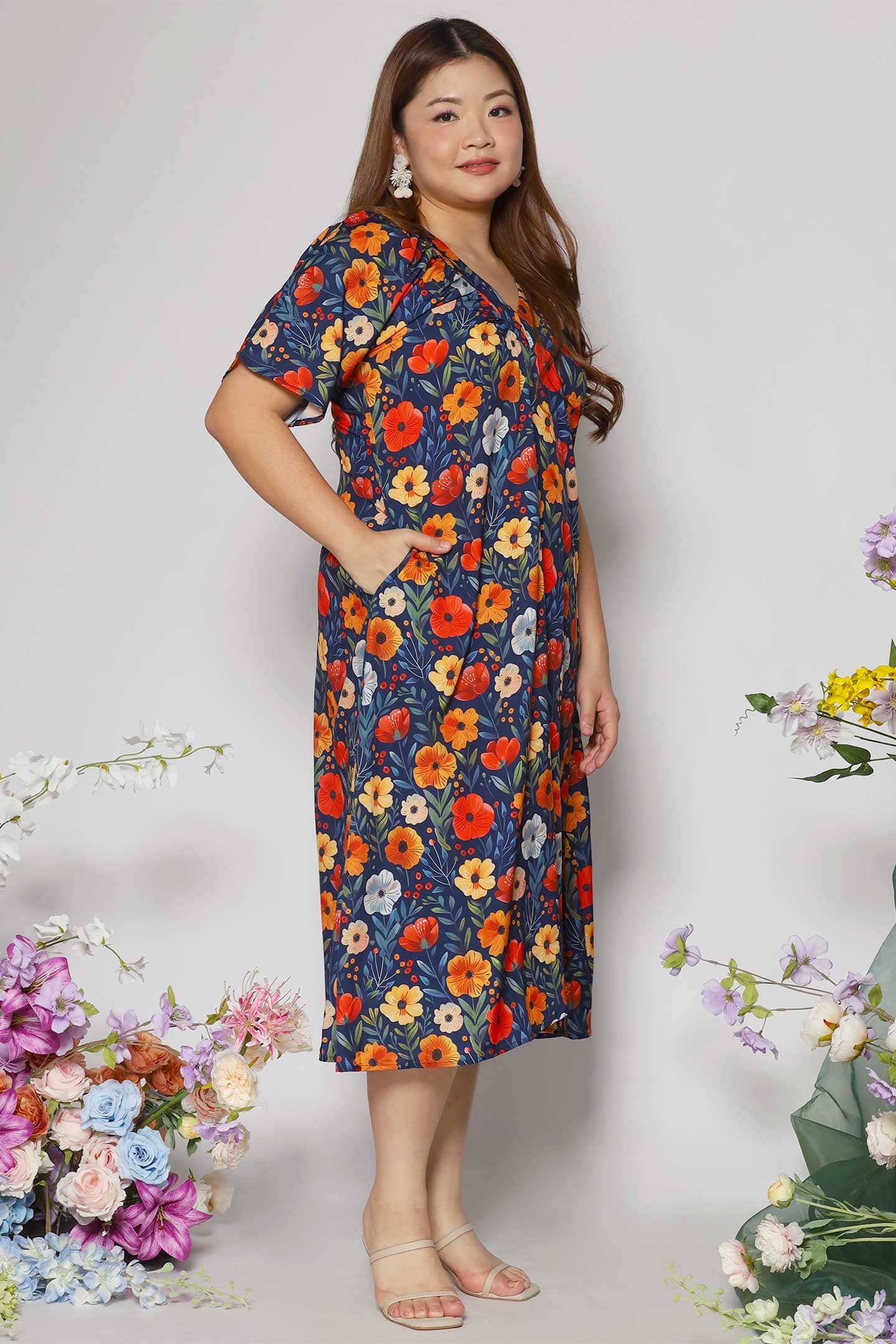 Whitney V Dress in Vibrant Vista