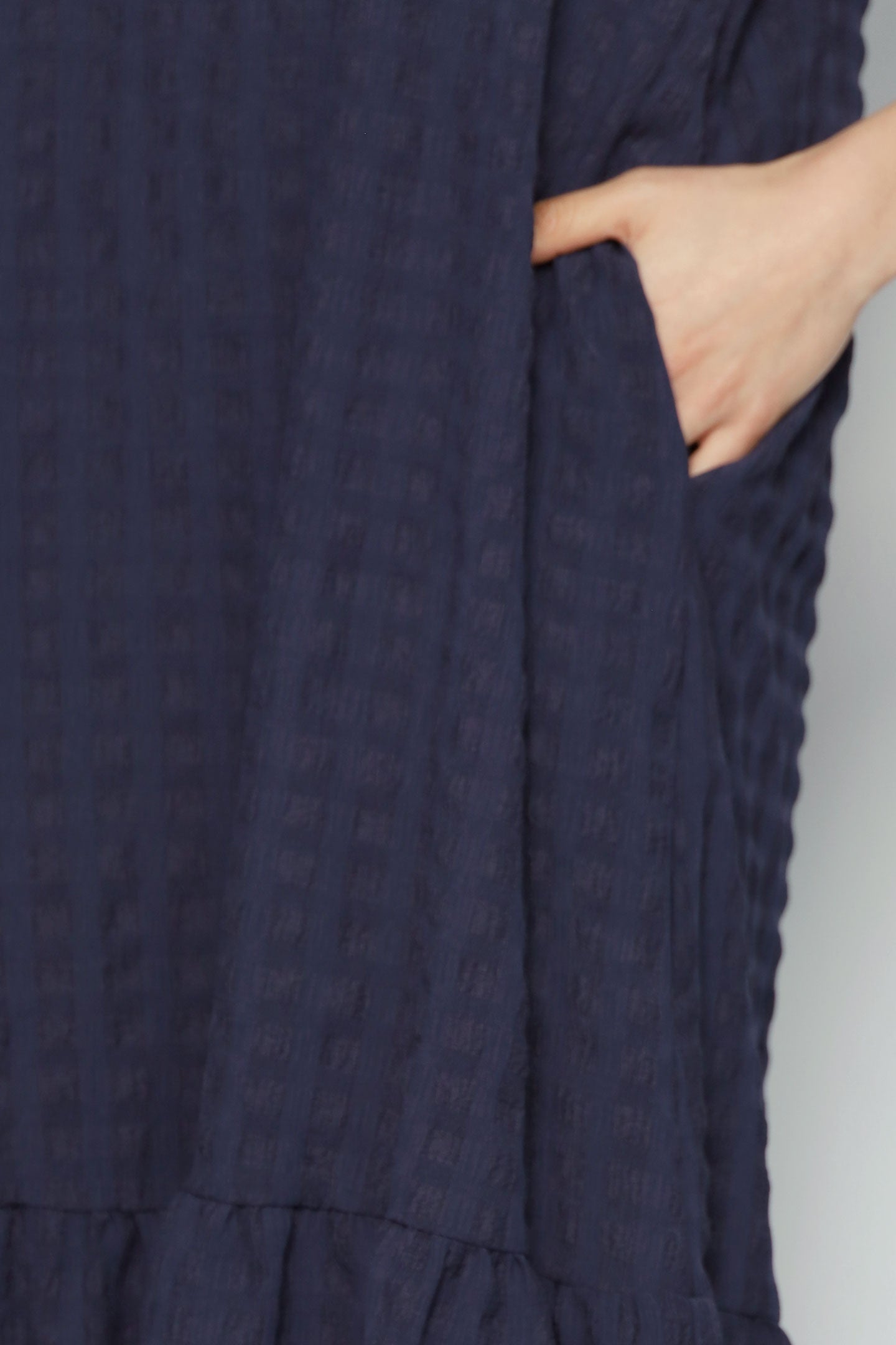 Backorders Xing Dress in Blue Textured