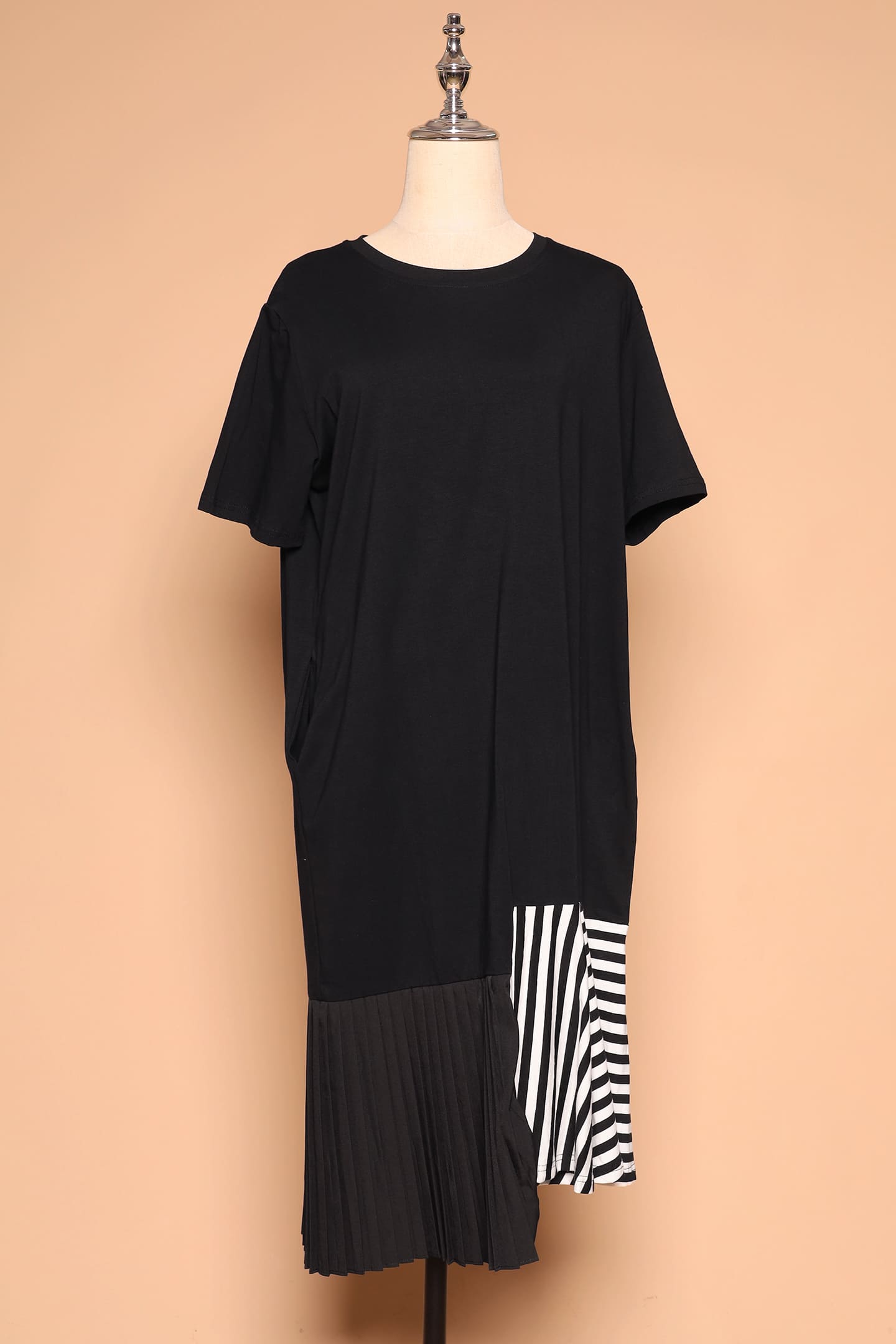 PO - Yara Monochrome Dress