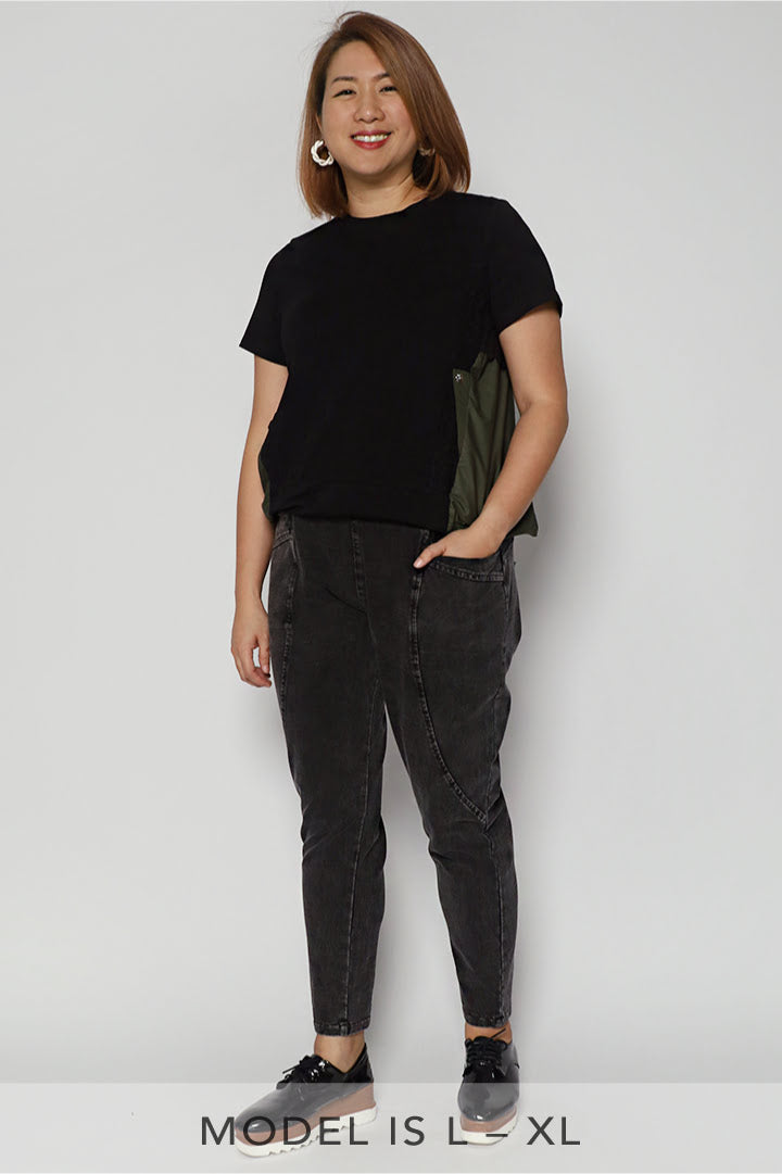 Tove Jeans in Faded Black