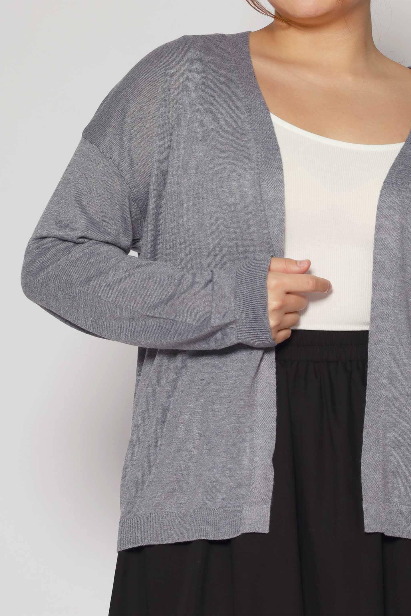 Yenti Cardigan in Grey