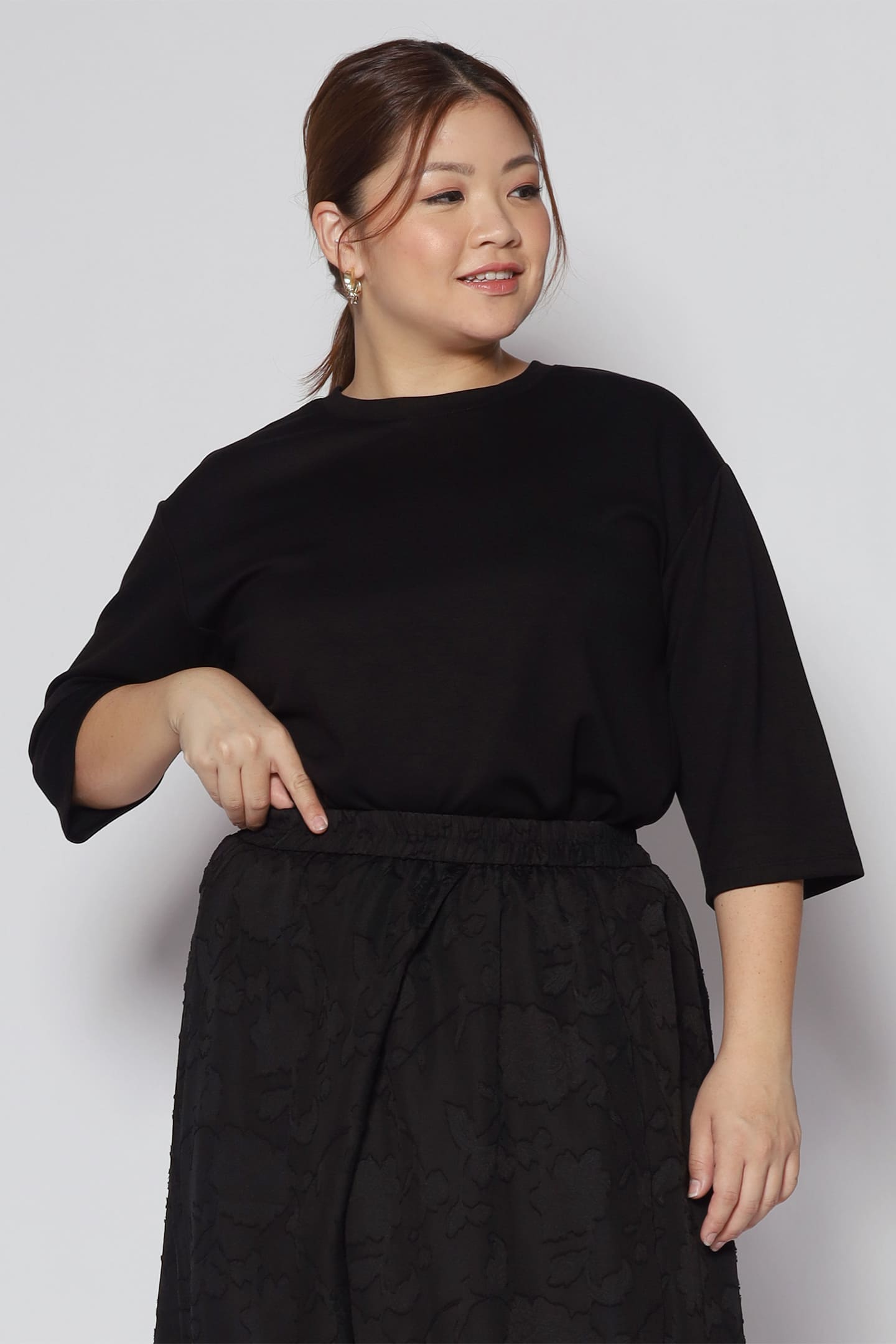 Yun Openback Top in Black